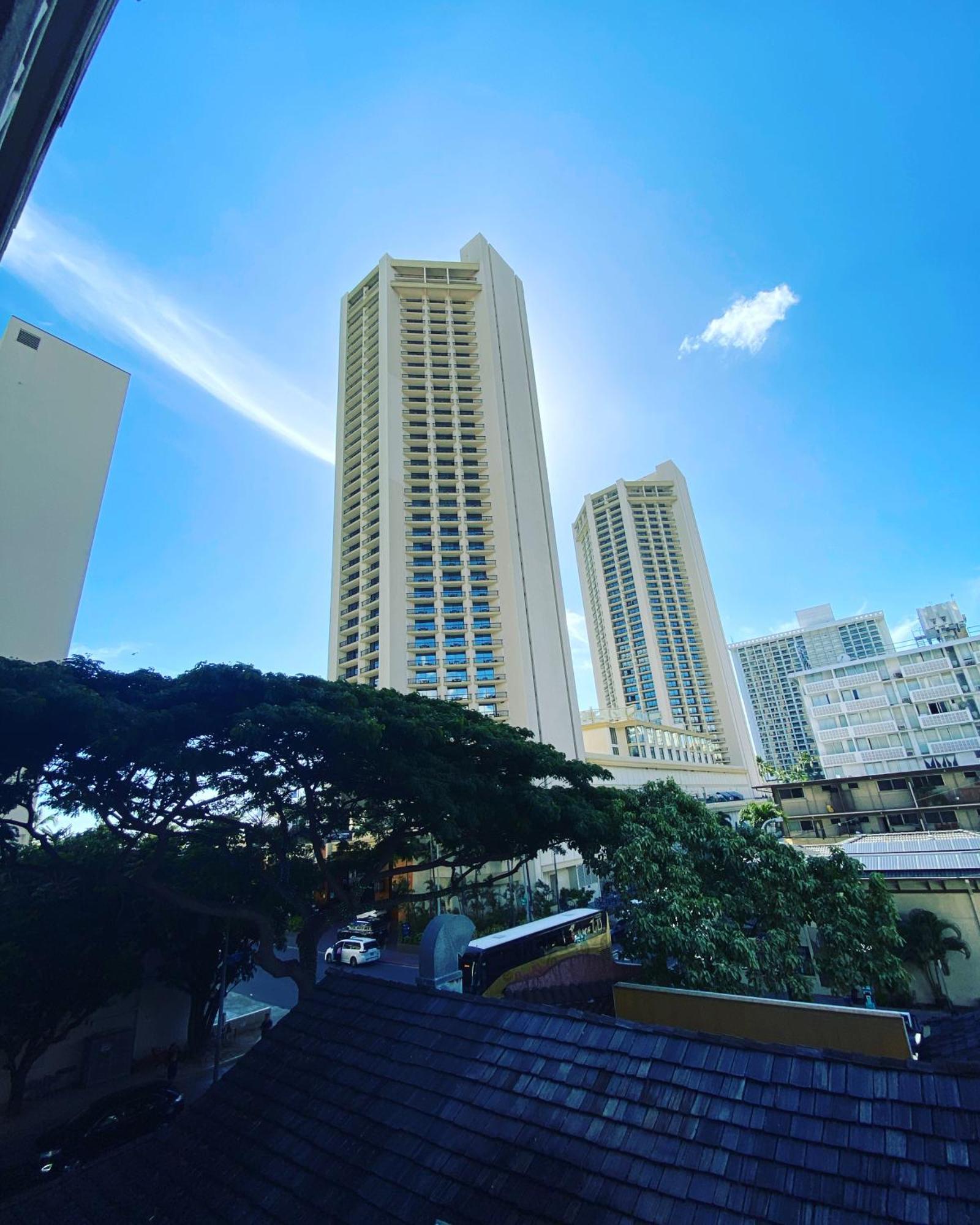 Seashore Waikiki Studio 1 Block From A Beach No Resort Fees Гонолулу Экстерьер фото